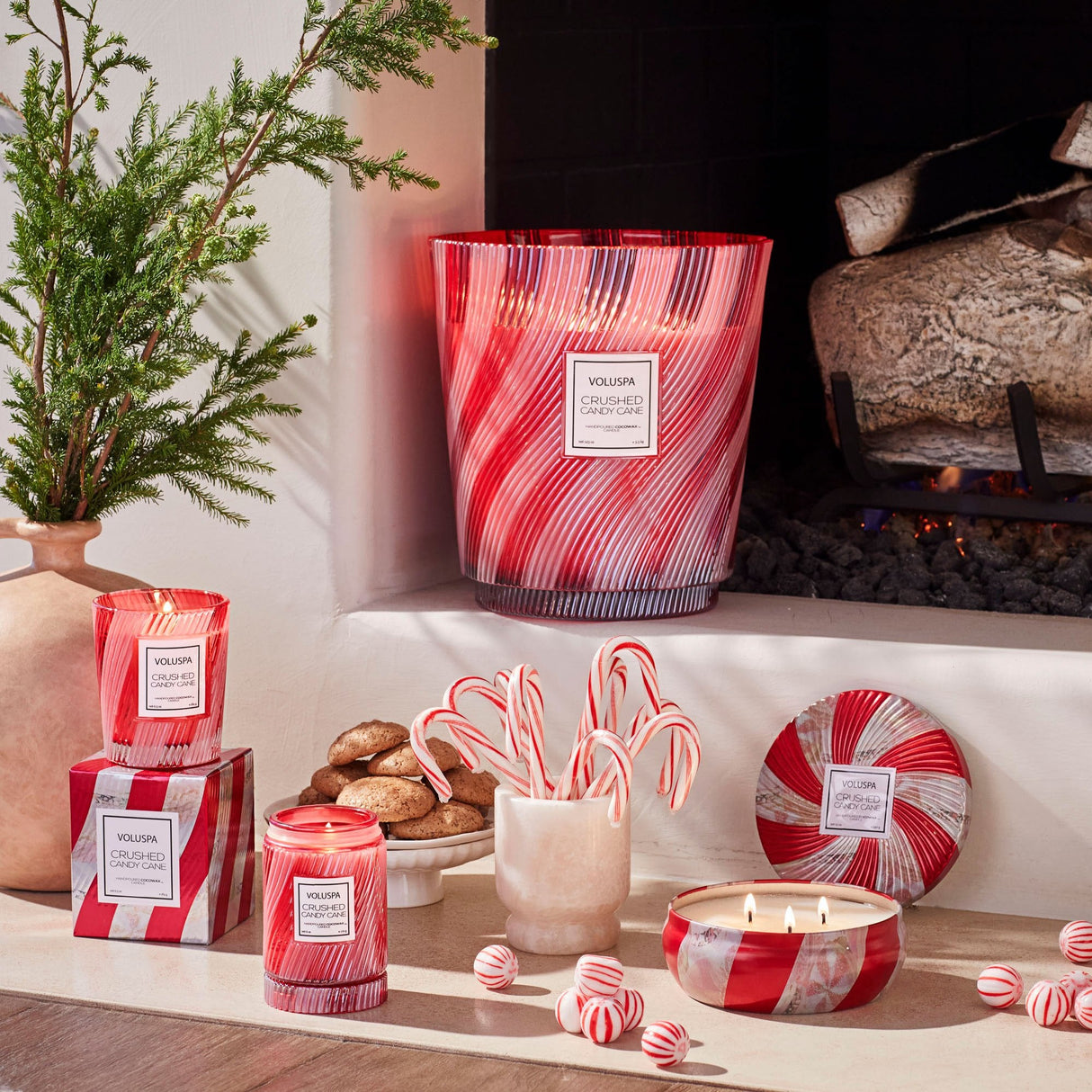 Crushed Candy Cane 5W Hearth Candle