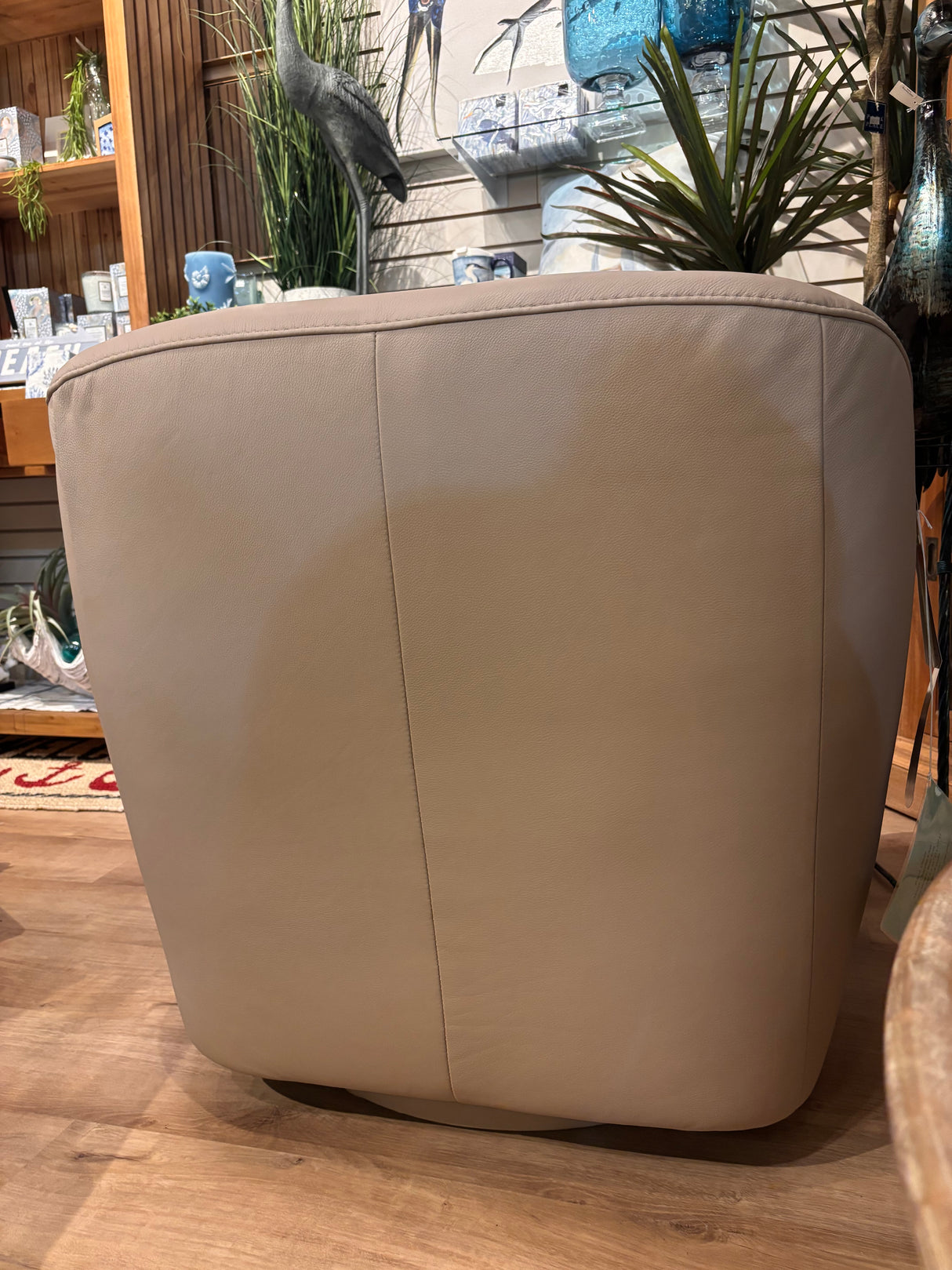 Omnia Chandler Chair – Ecru Top Grain Italian Leather Accent Chair | Omnia Leather