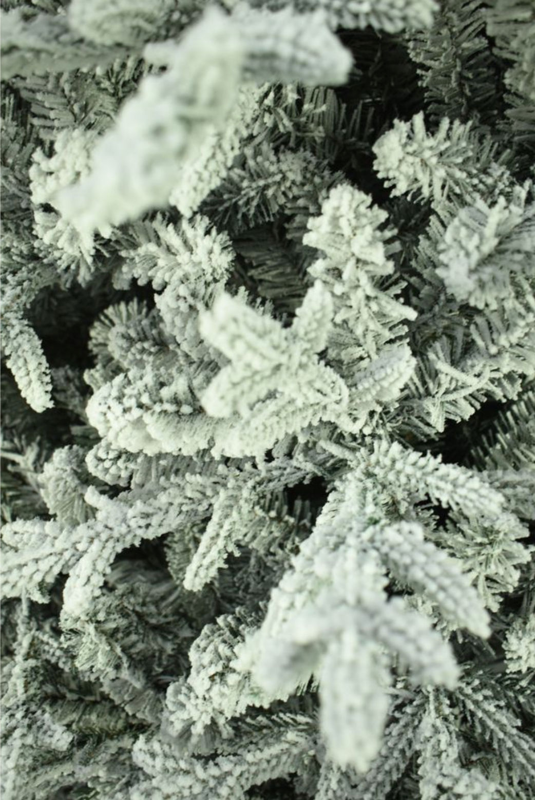 9" Nordic Flocked Fir