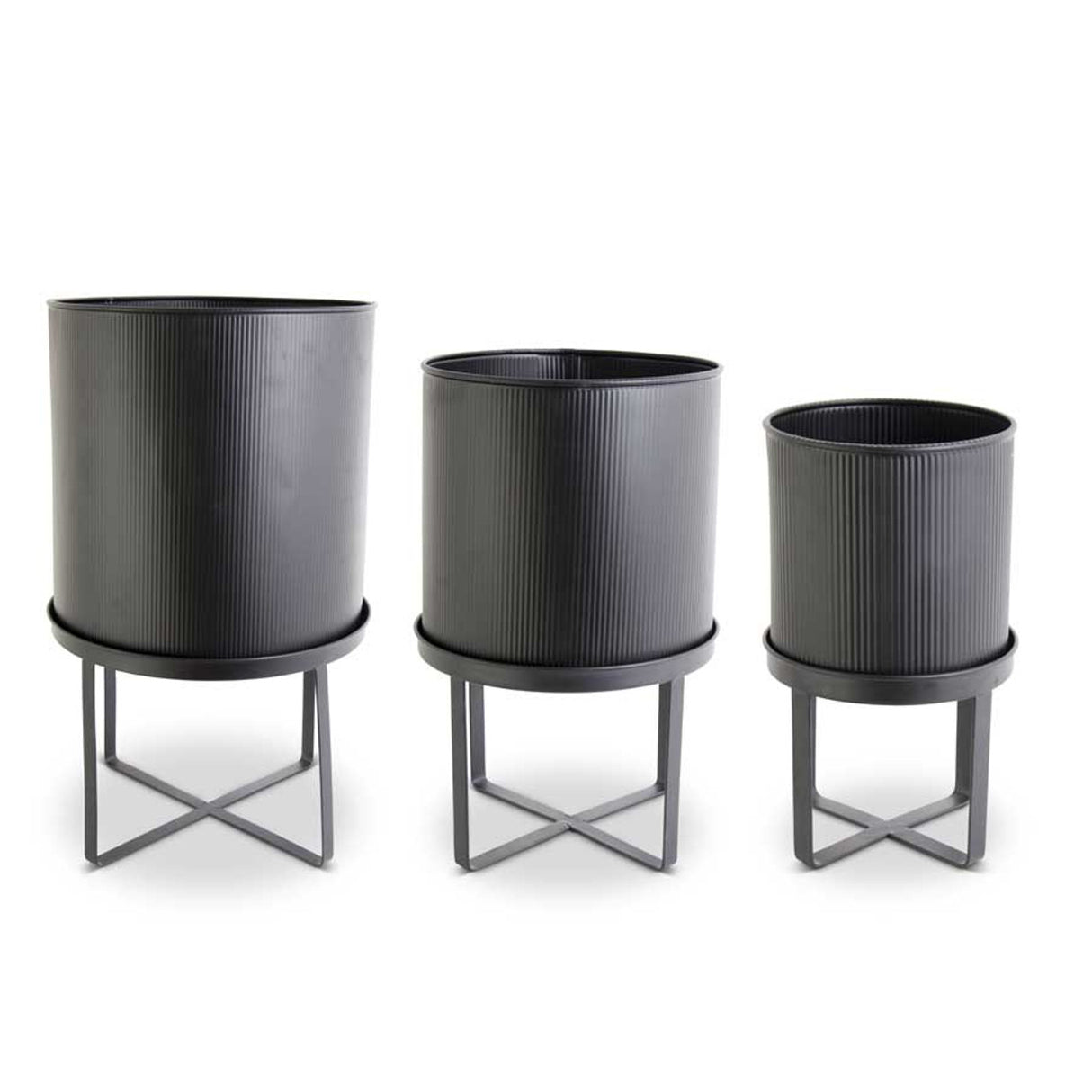 Black Metal Modern Planters