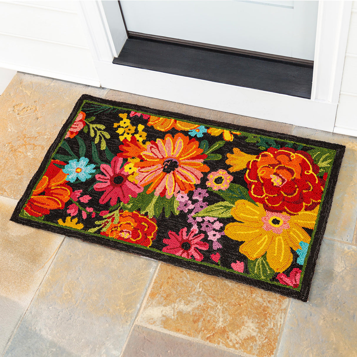 Indoor/Outdoor Fresh Picked Hooked Door Mat 24x42