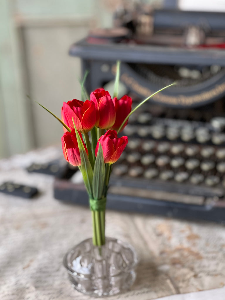 7" Teeny Tiny Tulips | Red
