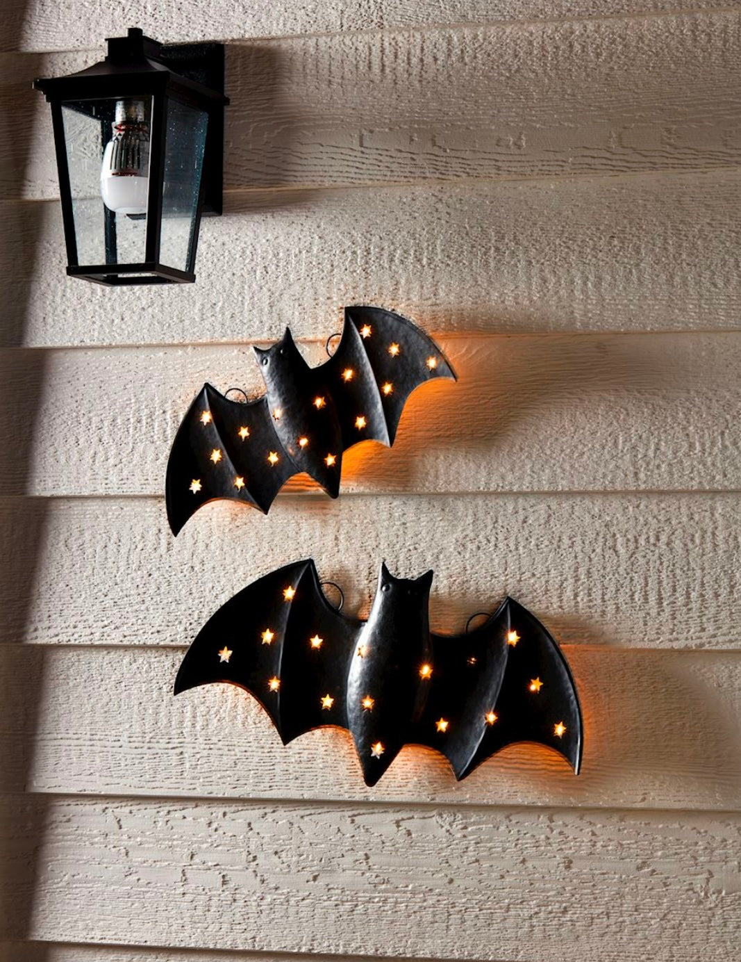 Large Light-Up Bat Décor
