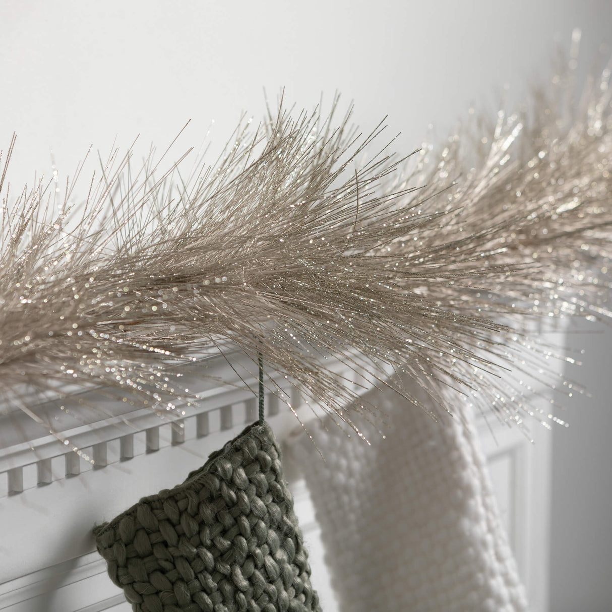 METALLIC PINE GARLAND - cha