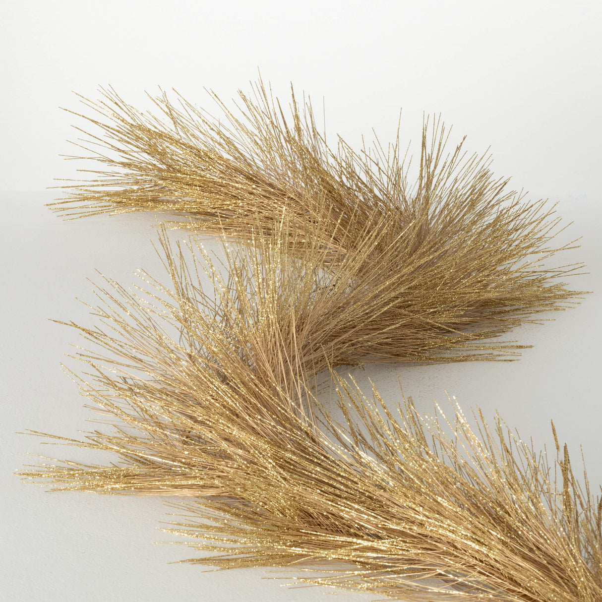 METALLIC PINE GARLAND - gold