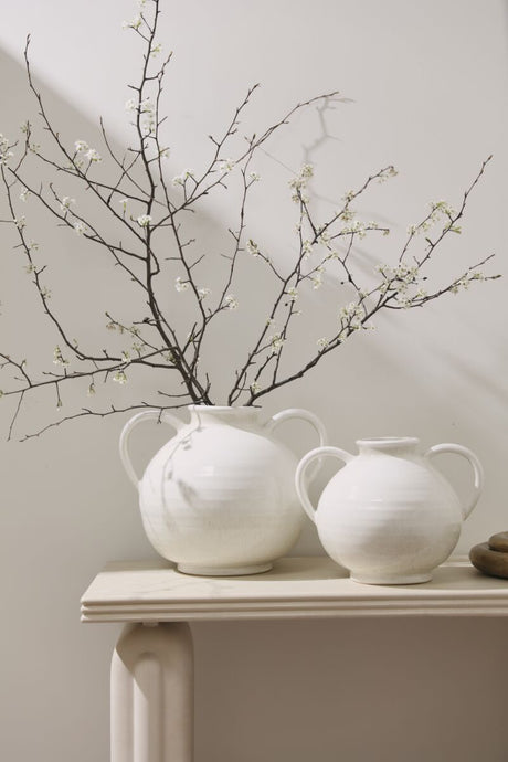 Hampton Vase 19.75"x 15.5"x 15.5"