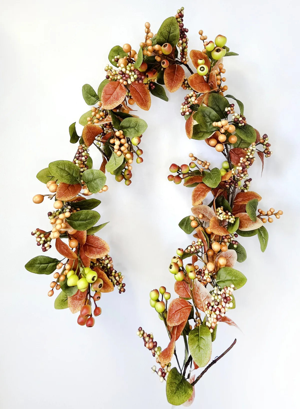 6FT BERRY LEAF GARLAND