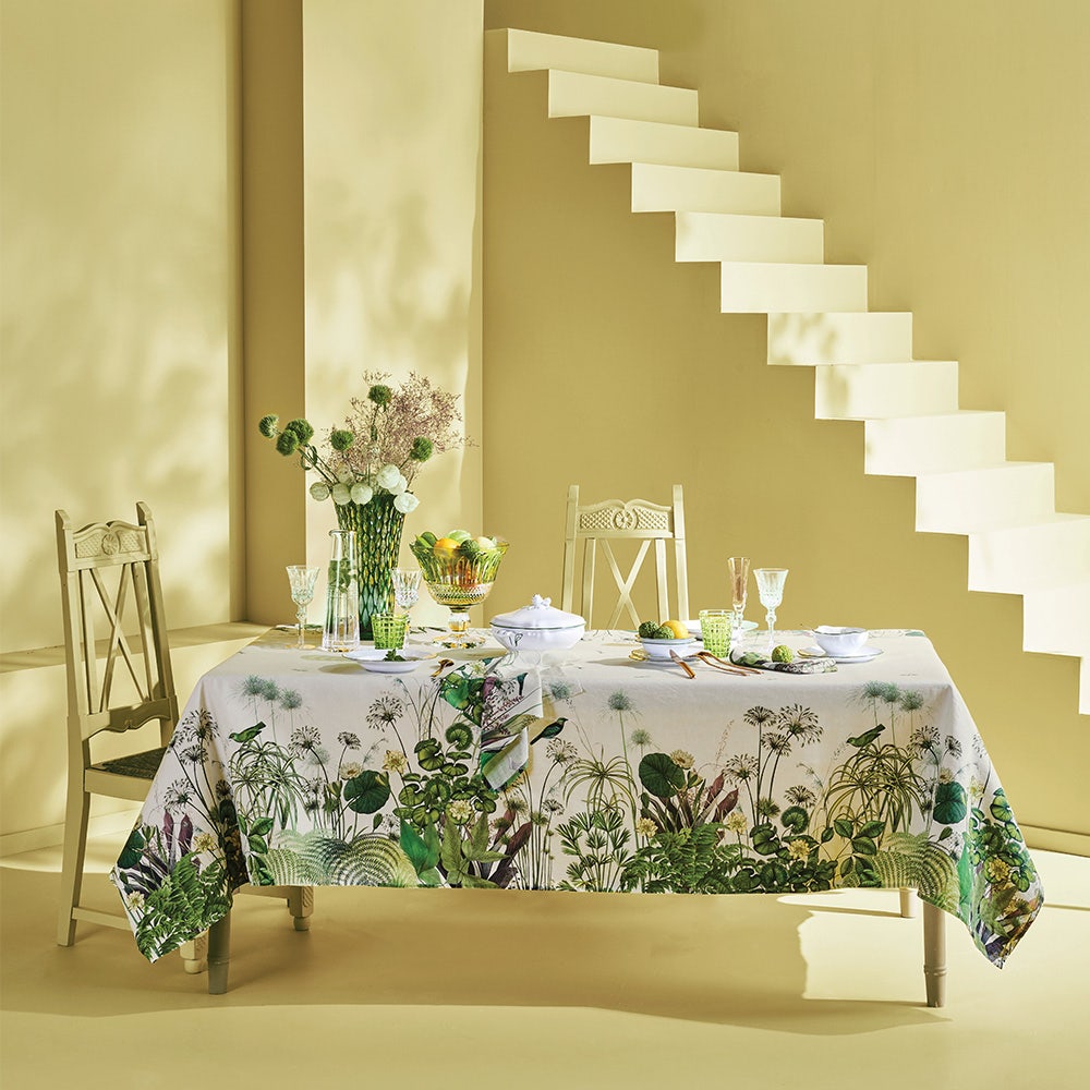 Nenuphars Parchemin Tablecloth 61"x61"