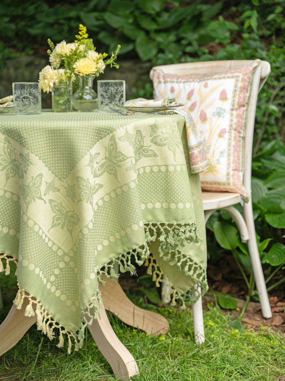 Papillion Jacquard Breakfast Cloth - Sage 54X54