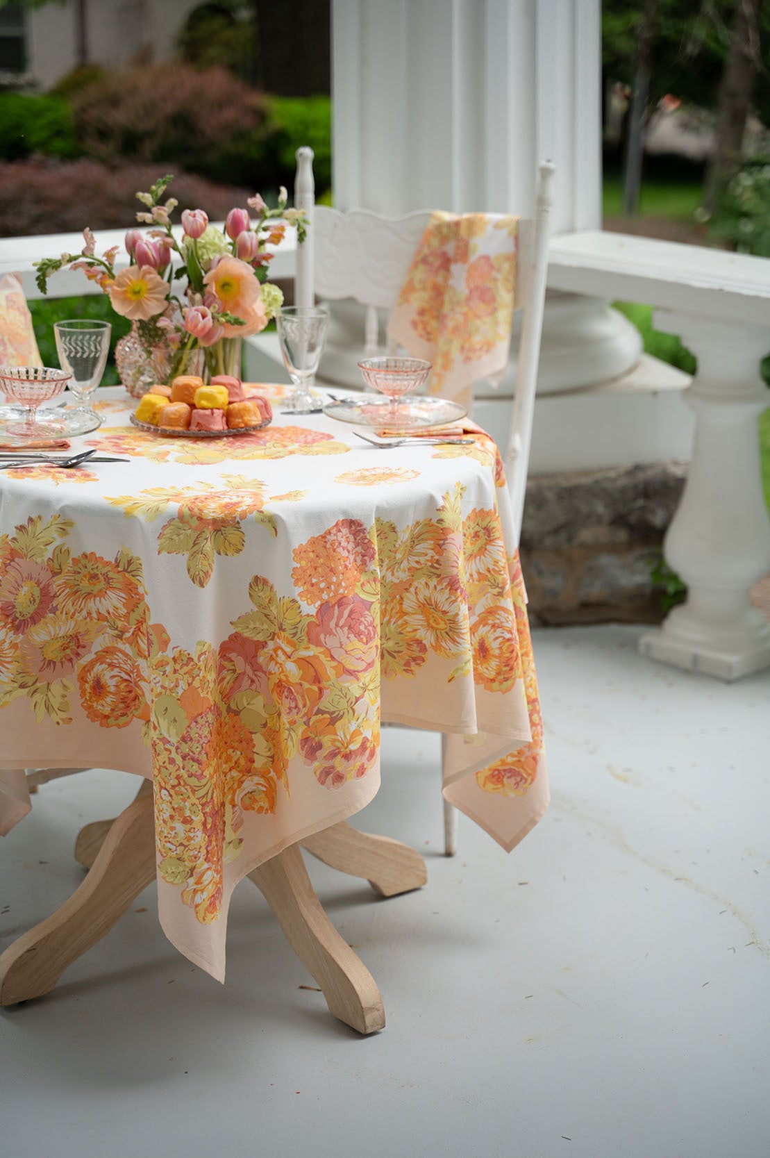 Spring Gathering Breakfast Cloth
